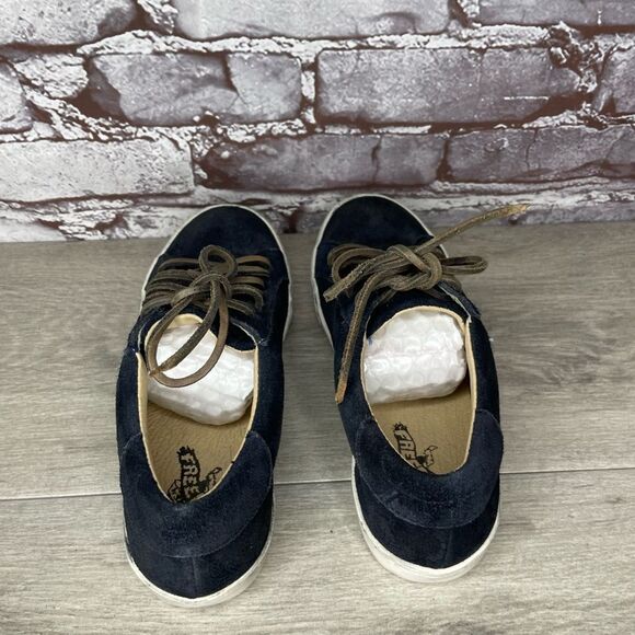 Freebird Dark Blue and Light Tan lace up sneakers shoes women sz 5M US/35EU - Picture 8 of 13